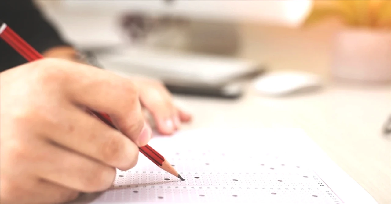 KPSS ile 90 Puan Almanın Avantajları: Hangi Memurluklar Sizi Bekliyor?