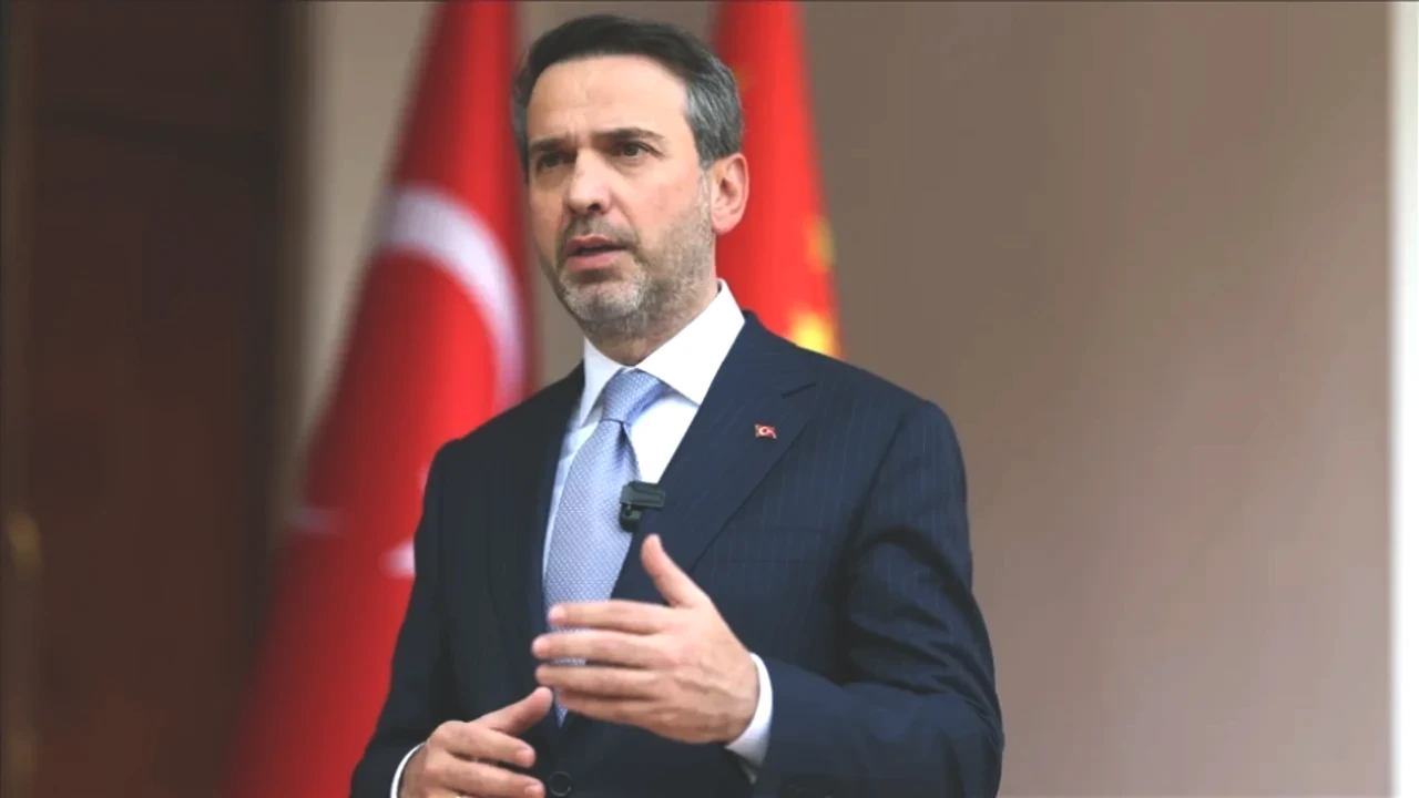BOTAŞ ve Hartree'den Alev Alev Enerji Anlaşması! LNG İş Birliği Detayları