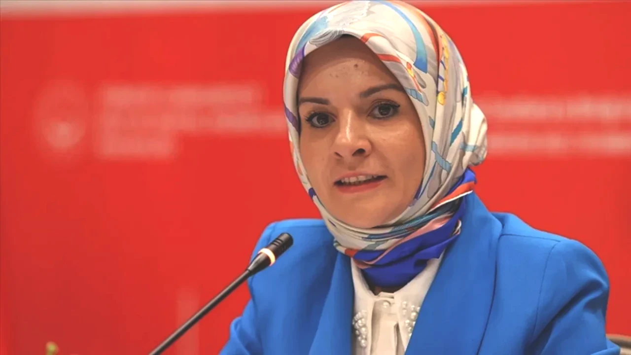 Evde Bakım Yardımı Hesaplara Yatırıldı! Bakan Göktaş'tan Açıklama
